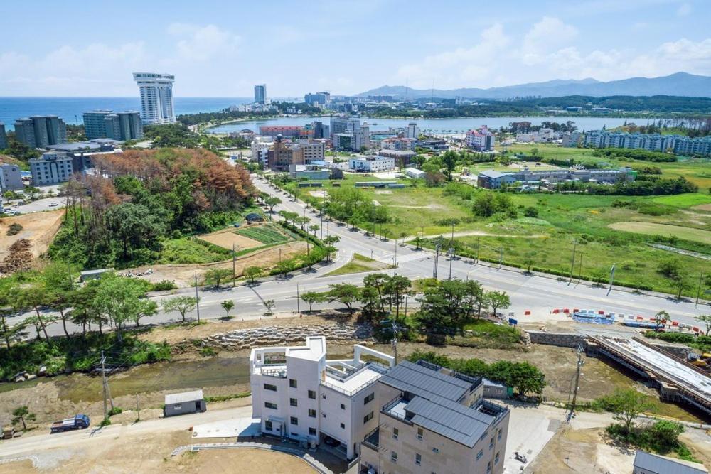 Hotel Gangneung St153 Exterior foto